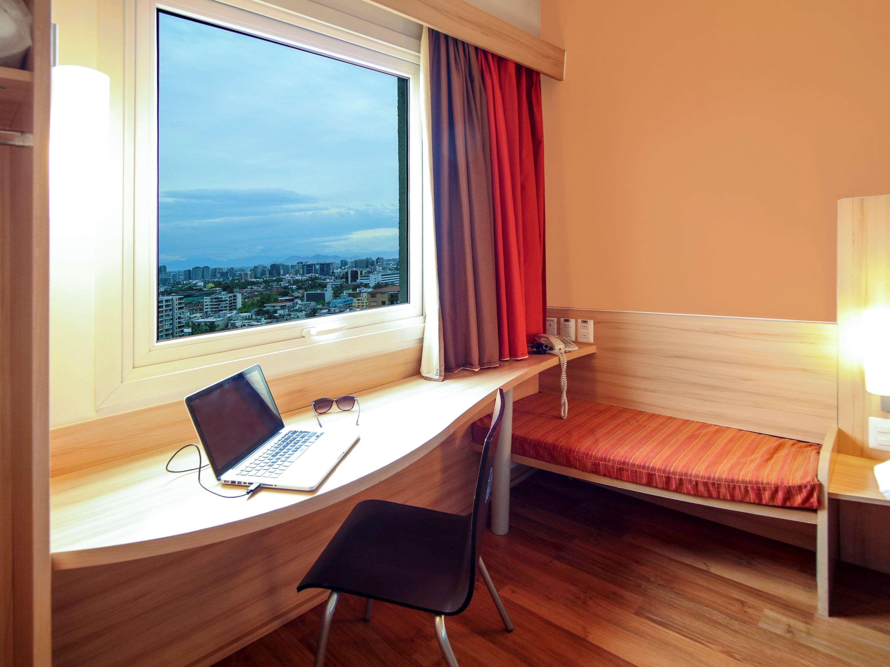 Ibis Santiago Providencia Hotel Eksteriør billede