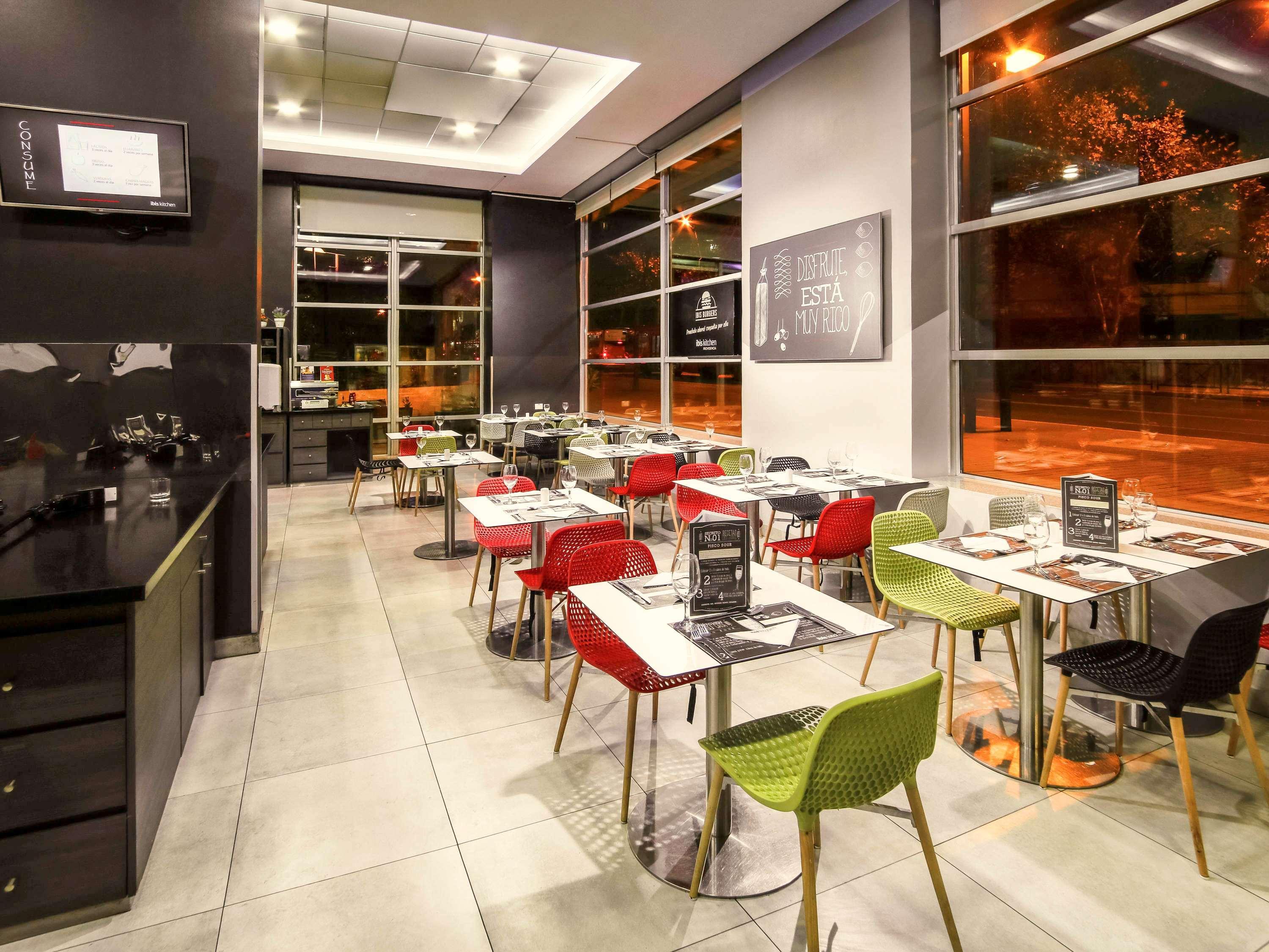 Ibis Santiago Providencia Hotel Eksteriør billede