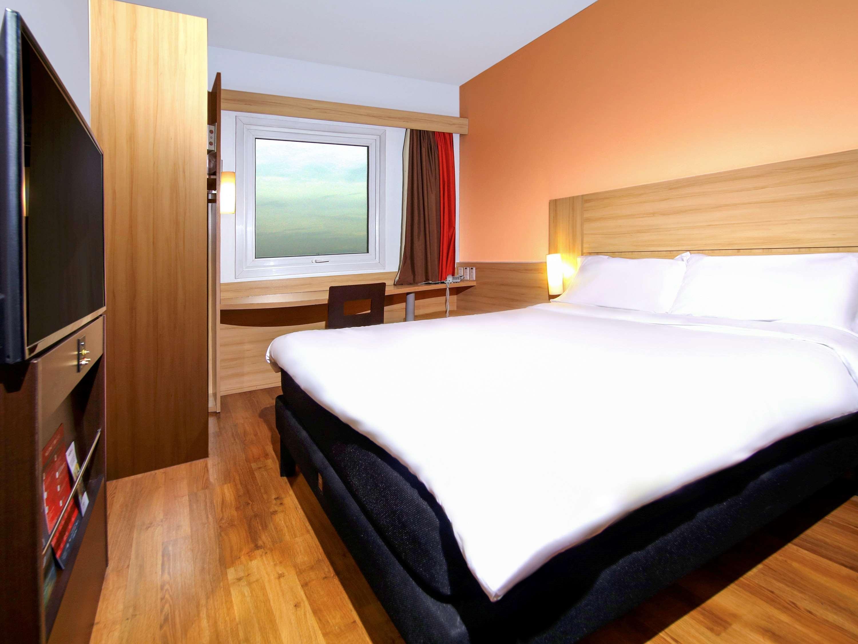 Ibis Santiago Providencia Hotel Eksteriør billede